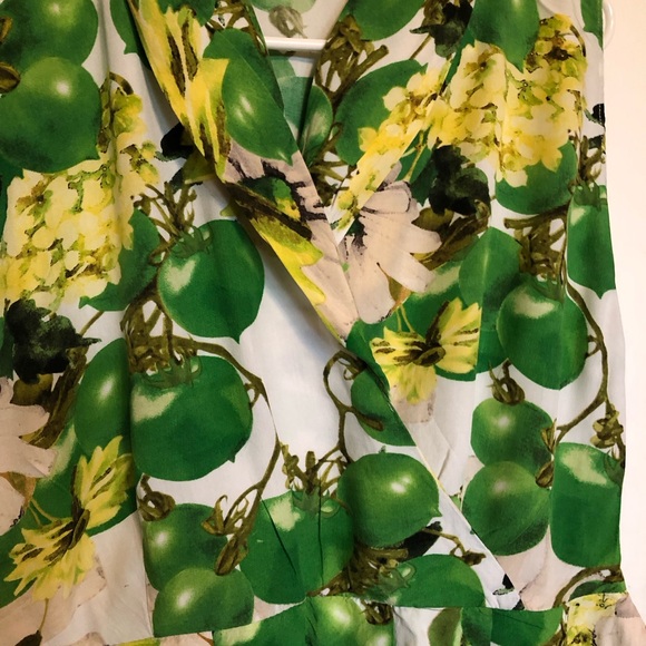 Selectives Green and Yellow Patterned Garment - Picture 3 of 6